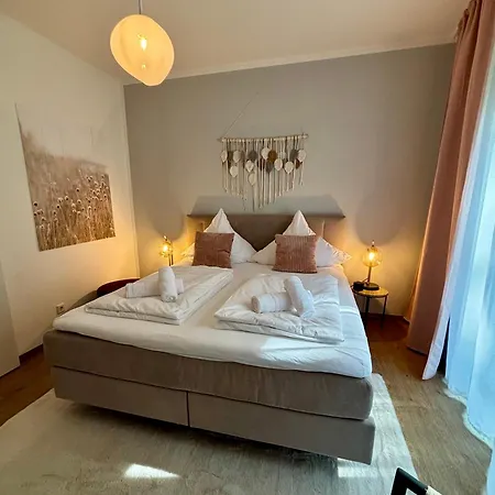 아파트 Stilvolles 3 Zi Klinik & Kurpark Terrasse Parkplatz Barrierefrei 바트왼하우젠