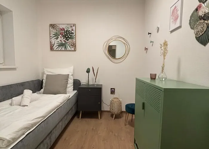 3-zi-wohnung-boxspringbett-kliniknaehe Apartment